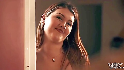 Guy fucks shemale in a kinky interracial threesome