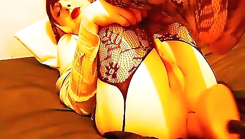 Benevolent & benevolent 15 minutes - brunette with big tits 15 minutes