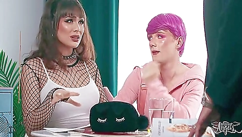 Big boobed brunette creampie after sucking a big cock