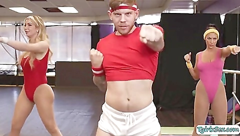 Yoga and deepthroat with a gorgeous tattooed babe 3d